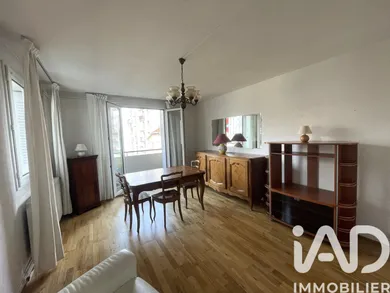 Apartment in Grenoble (38100)