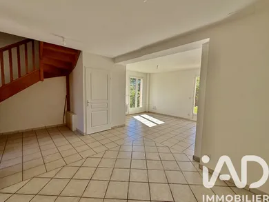 Maison traditionnelle à Le Luc (83340)