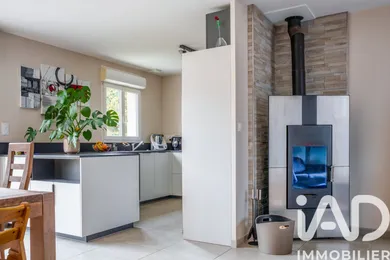 Vente maison à Mettray (37390) : maison 8 pièces 200 m² — 3