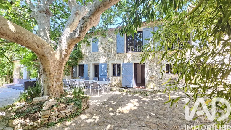 Maison 15 pièces 380 m² · à Le Castellet · 380 m² · 1 350 000 €