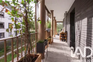 Apartment in Bry-sur-Marne (94360)