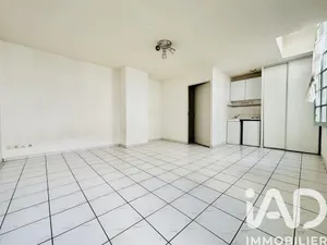 Studio à Avignon (84000)