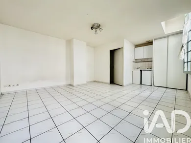 Studio à Avignon (84000)