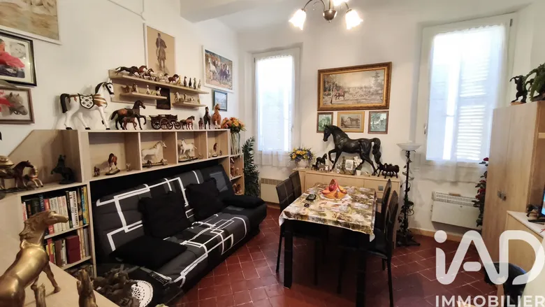 Appartement 2 pièces 51 m² · à Ollioules · 50,6 m² · 110 000 €