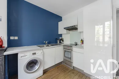 Apartment in Paris (75018)