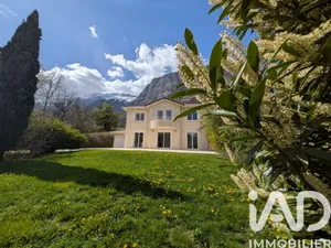 Maison à Saint-Paul-de-Varces (38760)