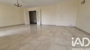 Apartment in Grenoble (38100)