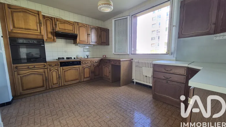 Appartement 5 pièces 117 m² · à Grenoble · 117 m² · 171 500 €