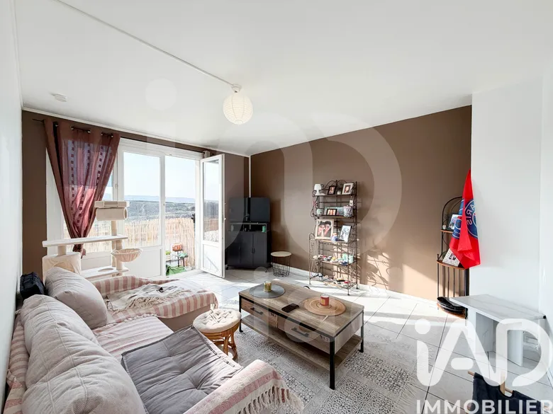 Appartement 3 pièces 57 m² · à Noyon · 57 m² · 55 000 €