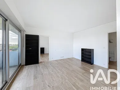 Appartement à Bordeaux (33200)