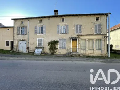 Village house in Vrécourt (88140)