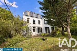 Demeure à Saint-Maur-des-Fossés (94100)