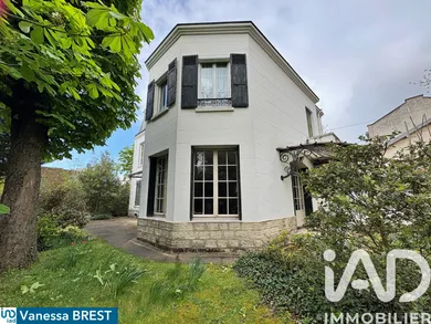 Demeure à Saint-Maur-des-Fossés (94100)