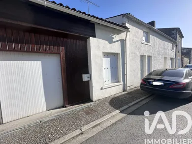 Village house in Maillezais (85420)