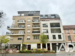 Apartment in Châtillon (92320)