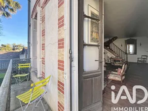 Building in Riscle (32400)