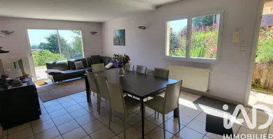 House in Saint-Genis-Laval (69230)