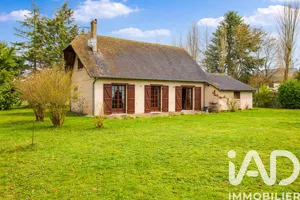 Maison à Saint-Laurent-des-Bois (27220)