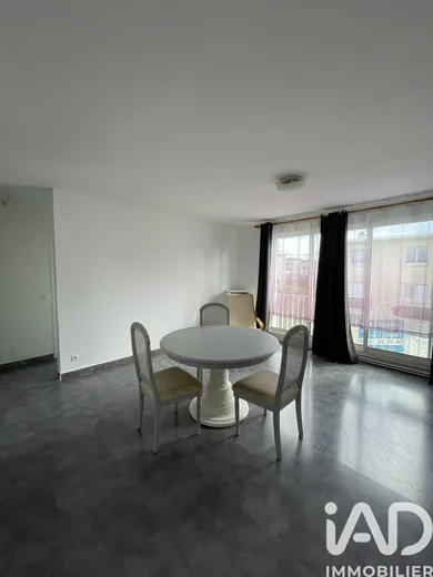 Apartment in IGNY (91430)
