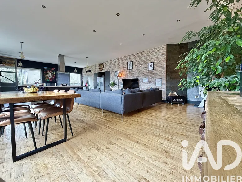 Maison 6 pièces 180 m² · à Bujaleuf · 180 m² · 209 500 €