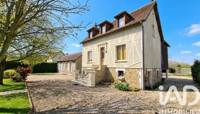 Maison 5 pièces 171 m² · à Boissy-lès-Perche · 171 m² · 299 000 €