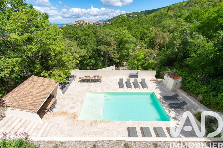 Maison 6 pièces 210 m² · à Mimet · 210 m² · 899 000 €