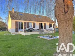 House in Cierrey (27930)