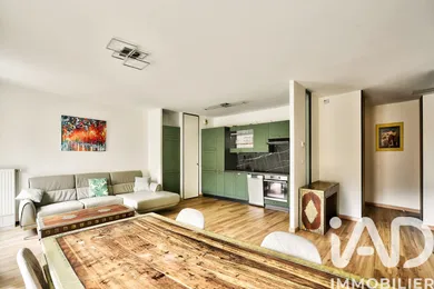 Apartment in Caluire-et-Cuire (69300)