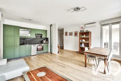 Apartment in Caluire-et-Cuire (69300)