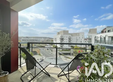 Apartment in Issy-les-Moulineaux (92130)