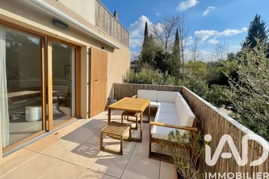 Appartement à Châteauneuf-le-Rouge (13790)