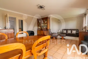 Apartment in Blois (41000)