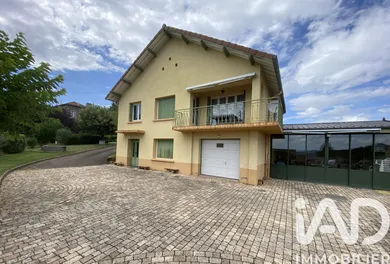House in Cours (69470)