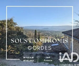 Park home in Gordes (84220)