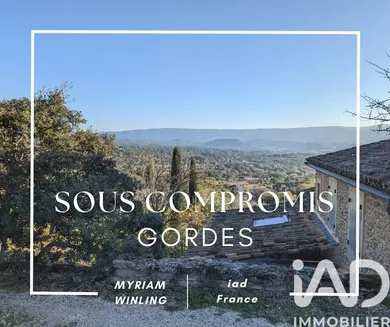 Maison de campagne à Gordes (84220)