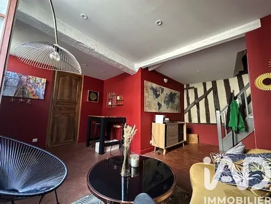 Townhouse in Sens (89100)