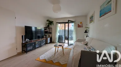 Apartment in Pontoise (95300)