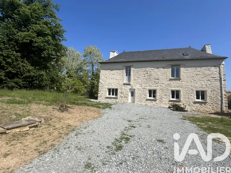 Maison 6 pièces 165 m² · à Le Theil-de-Bretagne · 165 m² · 343 000 €
