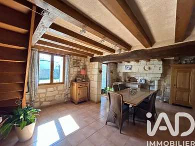 House in Varennes-sur-Loire (49730)