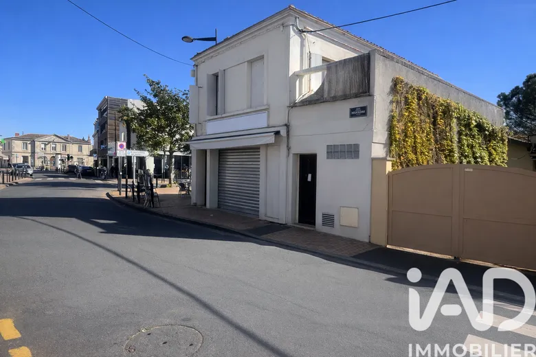 Immeuble 3 pièces 130 m² · à Bègles · 130 m² · 311 000 €