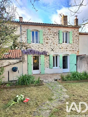 Townhouse in La Ferrière (85280)