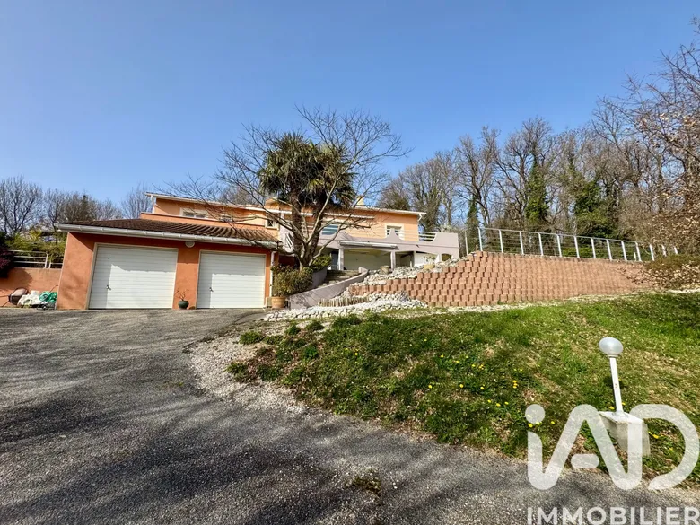 Maison 5 pièces 137 m² · à Hauterives · 137 m² · 450 000 €