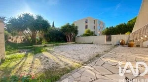 Apartment in Sanary-sur-Mer (83110)