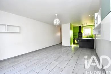 Apartment in Vert-le-Petit (91710)