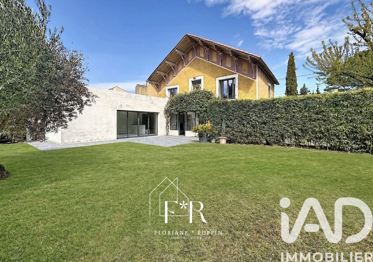 maison à Mazan