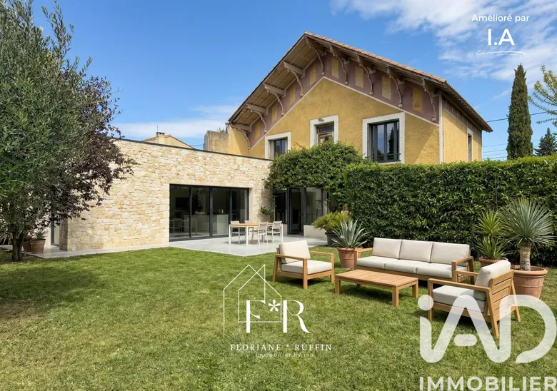 Maison 5 pièces 207 m² · à Mazan · 207 m² · 410 000 €