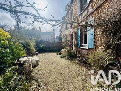 Maison à Mont-Saint-Aignan (76130)