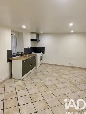 Studio à Villecresnes (94440)