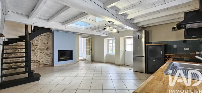 Maison 7 pièces 153 m² · à Bellevigny · 153 m² · 345 000 €