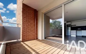 Apartment in Toulouse (31100)